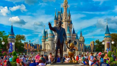 Metaverse balonu patladı: Disney, binlerce kişiyi işten çıkarıyor!